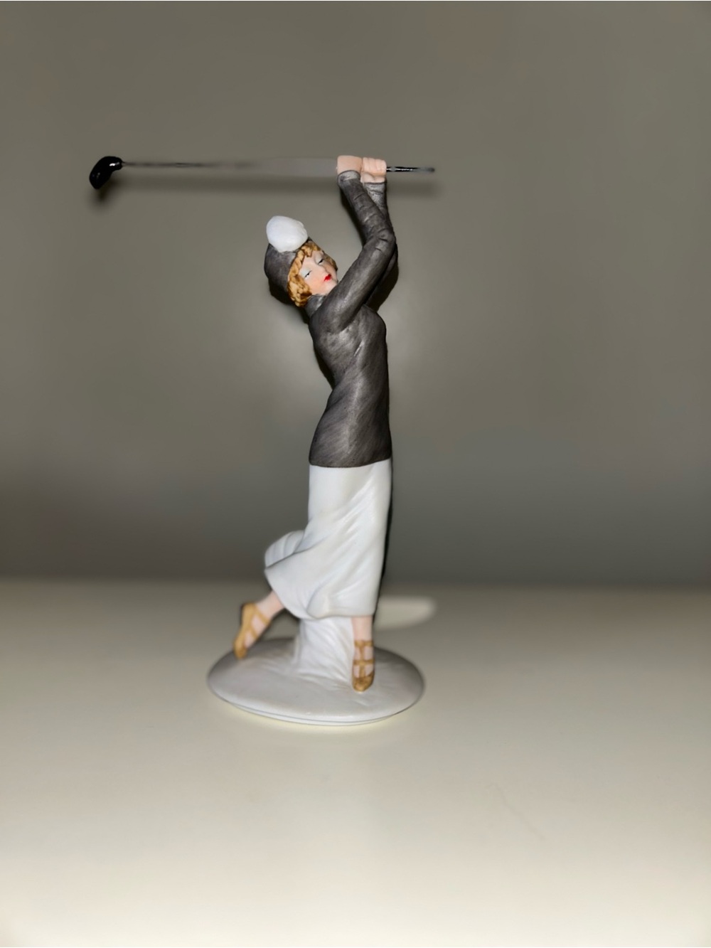 Vintage Louis Icart Porcelain Figurine 1913 Le Golf 121/7500 Limited Edition